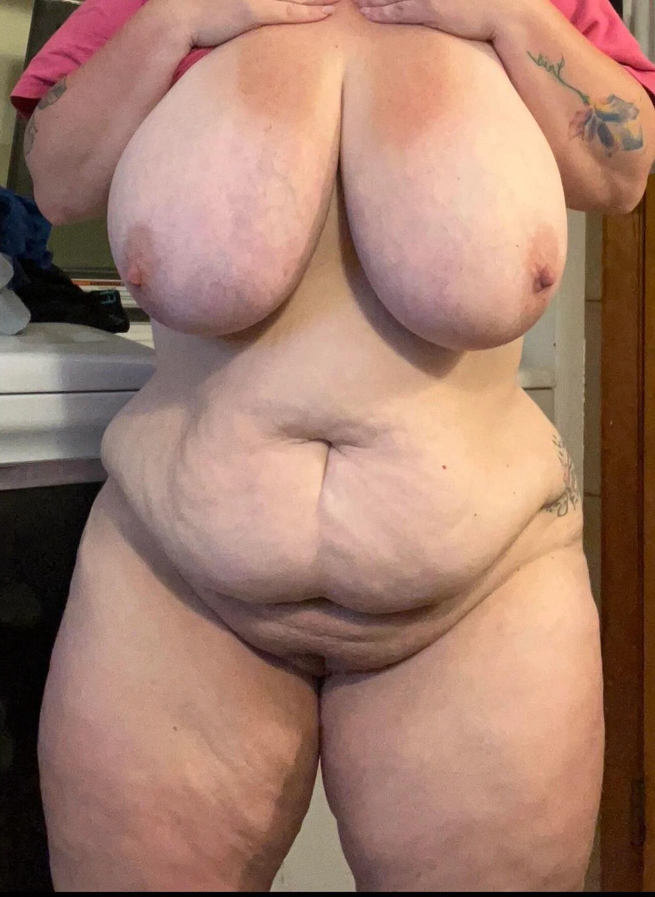 Tennessean Pawg Mrs Bra Buster