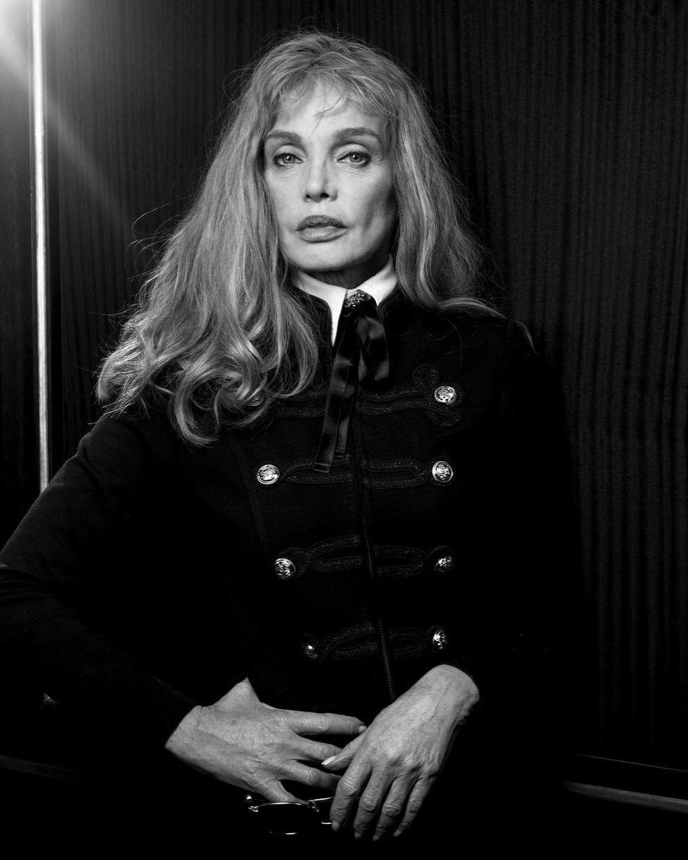 Nails Arielle Dombasle