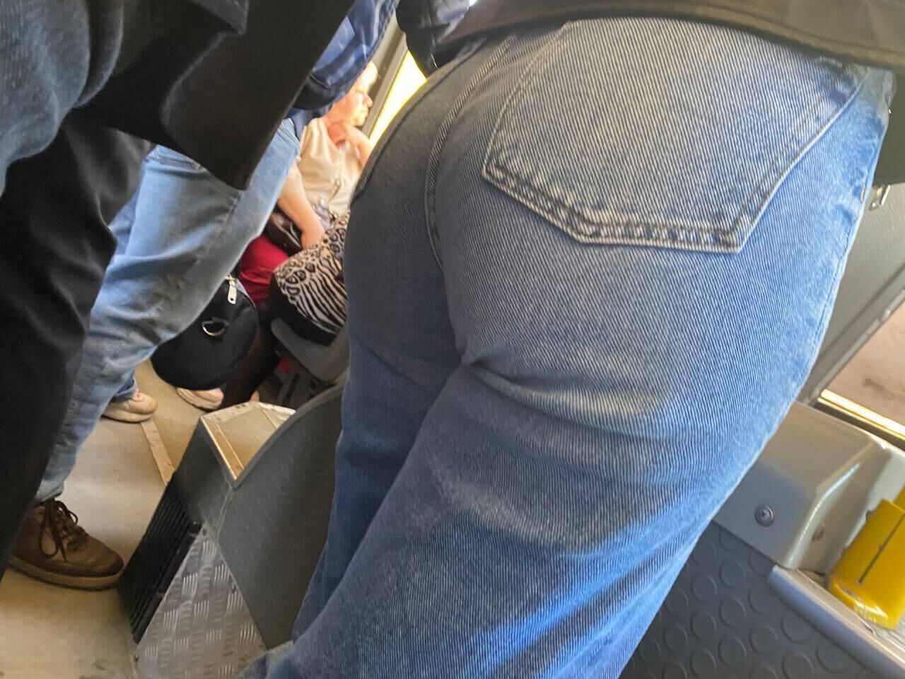 Teeny butts in Tight Jeans