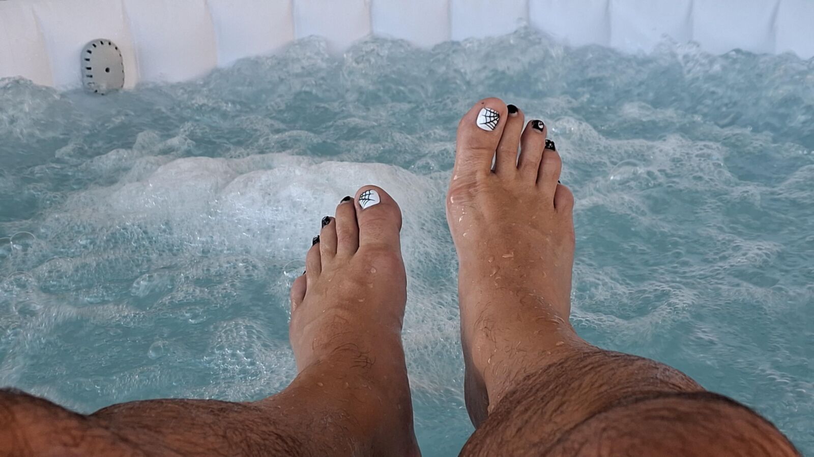 Hot wet hot tub feet and soles