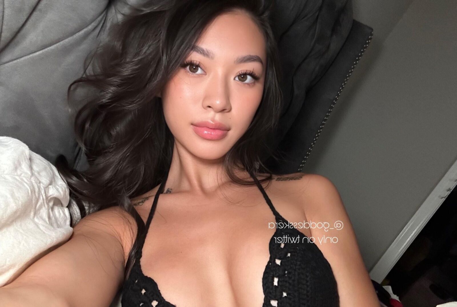 Hot Asian Girl 