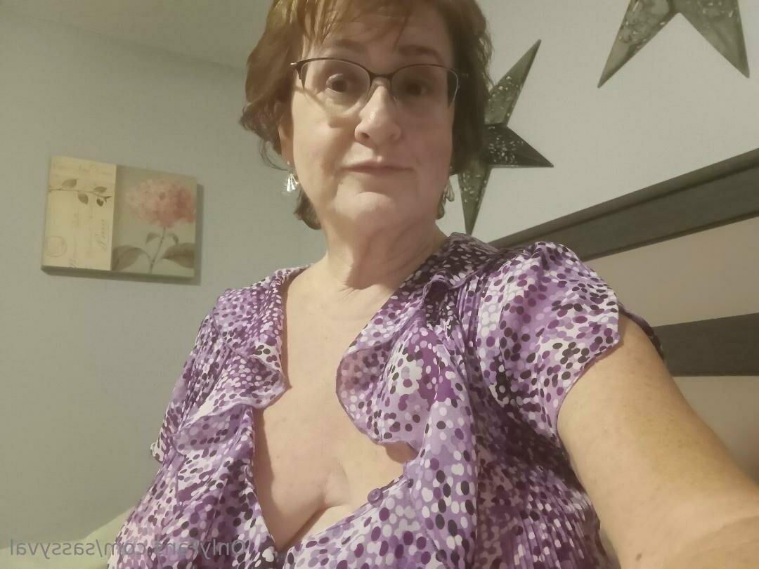 OnlyFans GILF SassyVal Collection