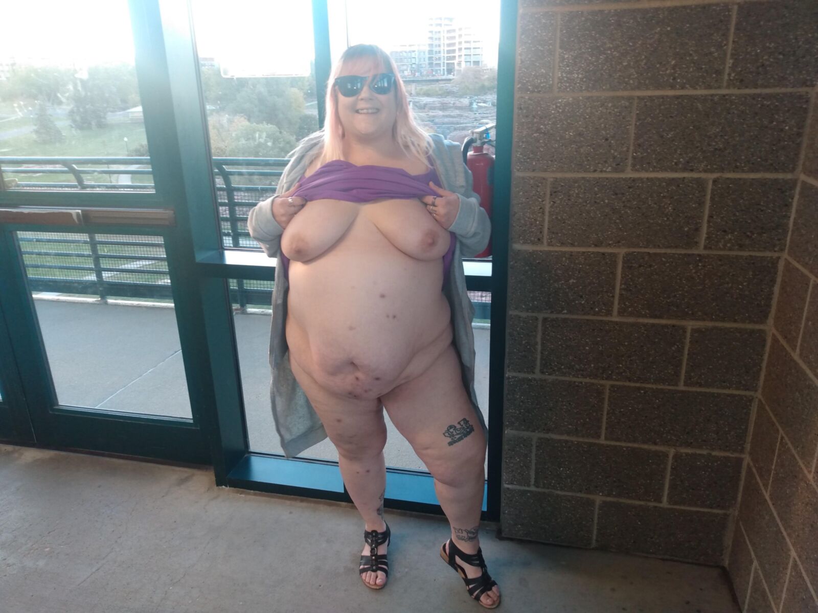 Bbw outside 