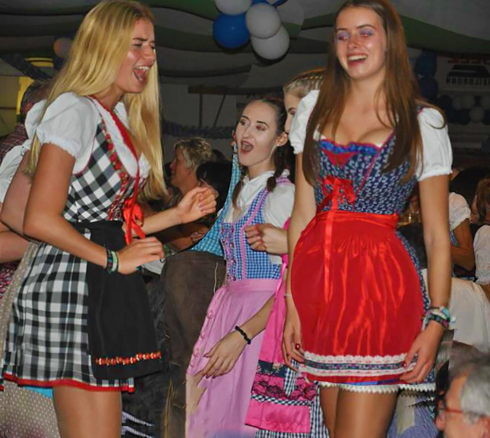 Fesche Madln im Dirndl zum Dreihundertneunundachtzigste`n