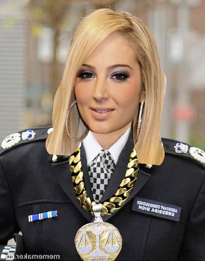 Tulisa constovalos 