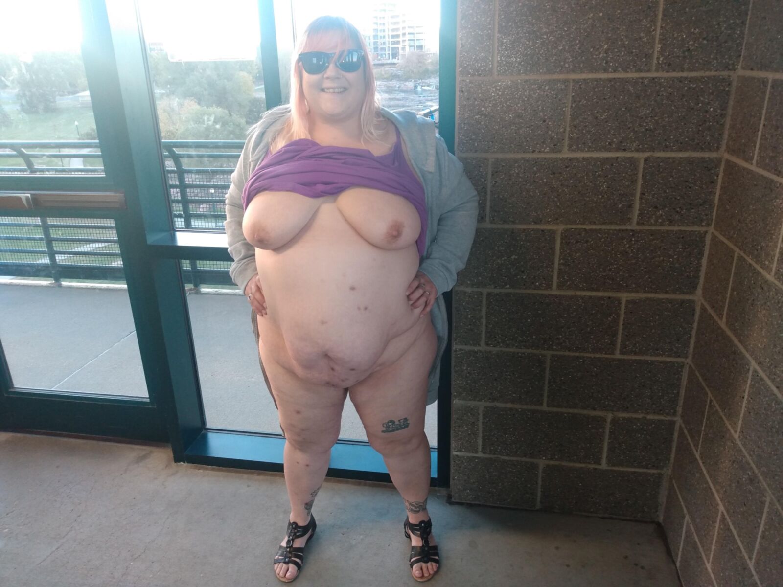 Bbw outside 