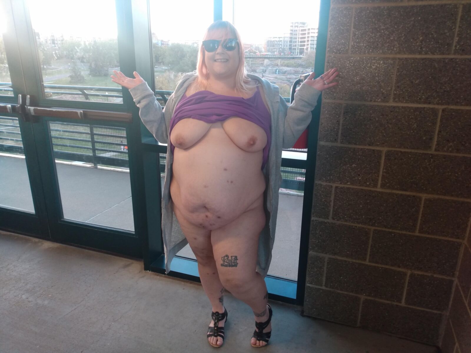 Bbw outside 