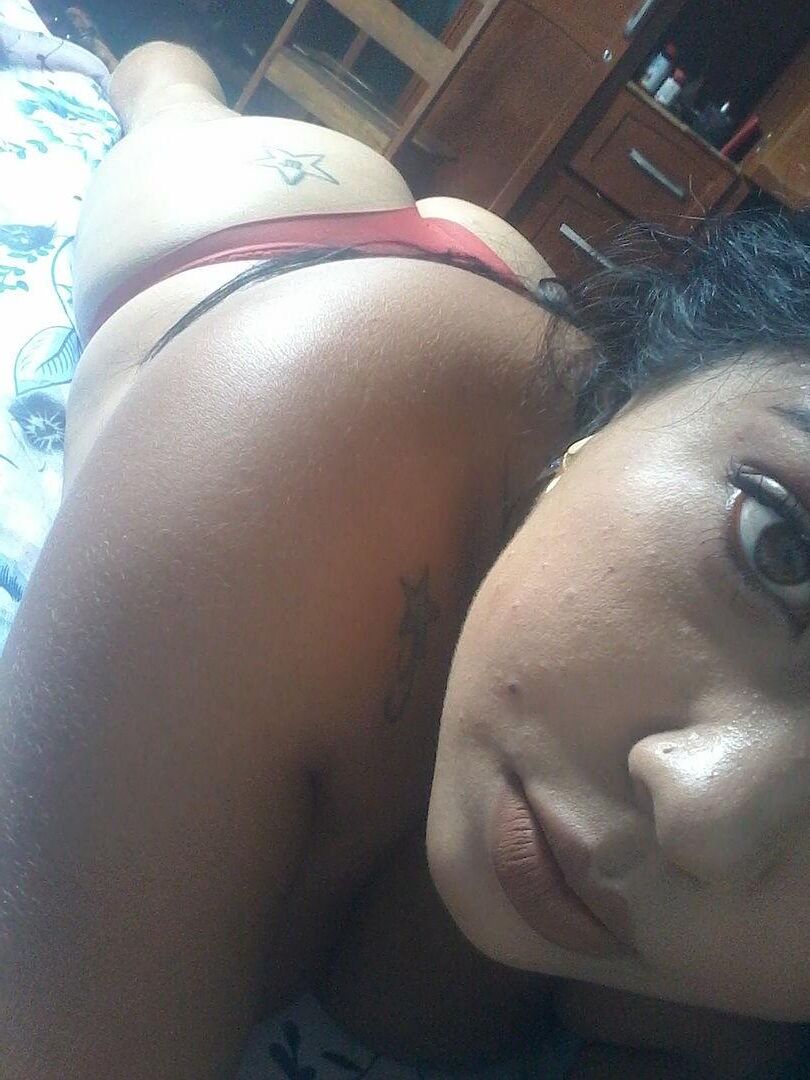 Busty latin amateur showing off