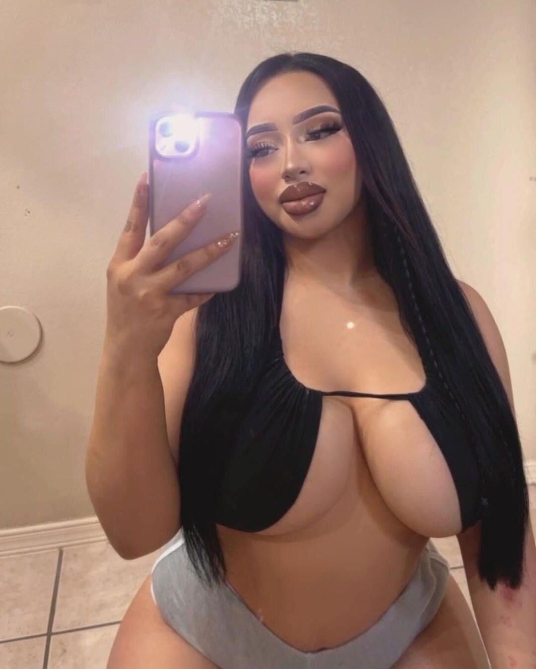 Eunice Thick Latina Leaked