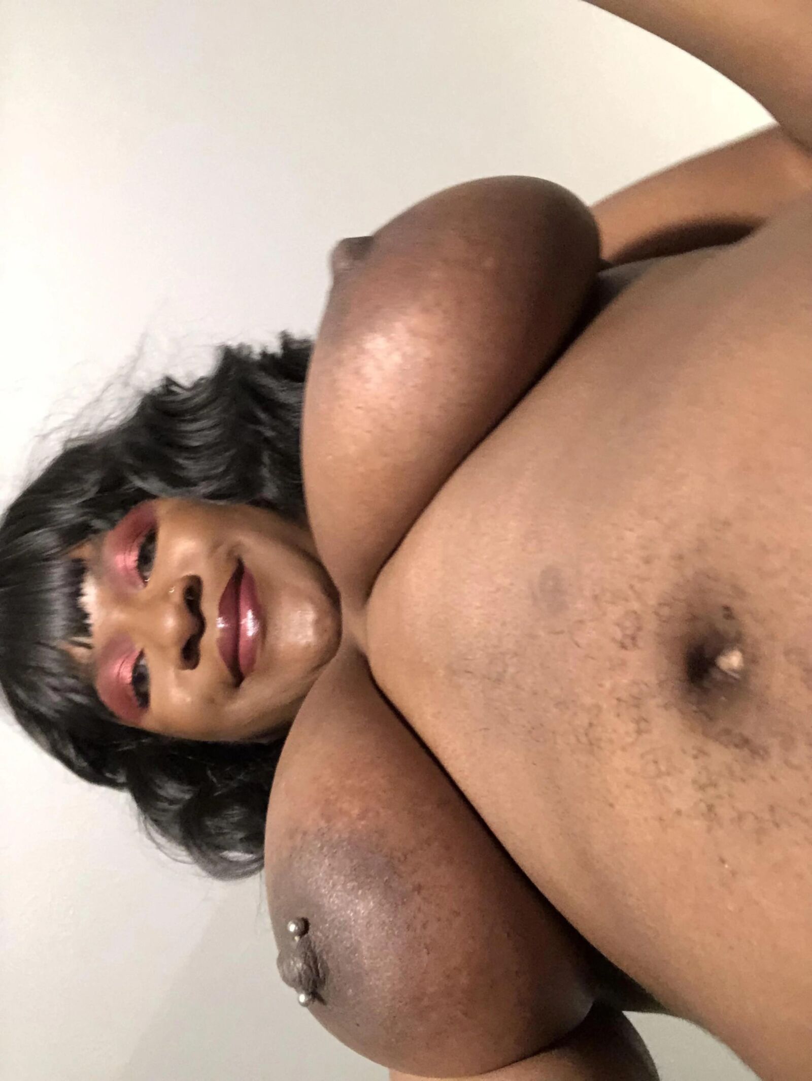 Hairy Pussy Ebony Kiyana Sienna