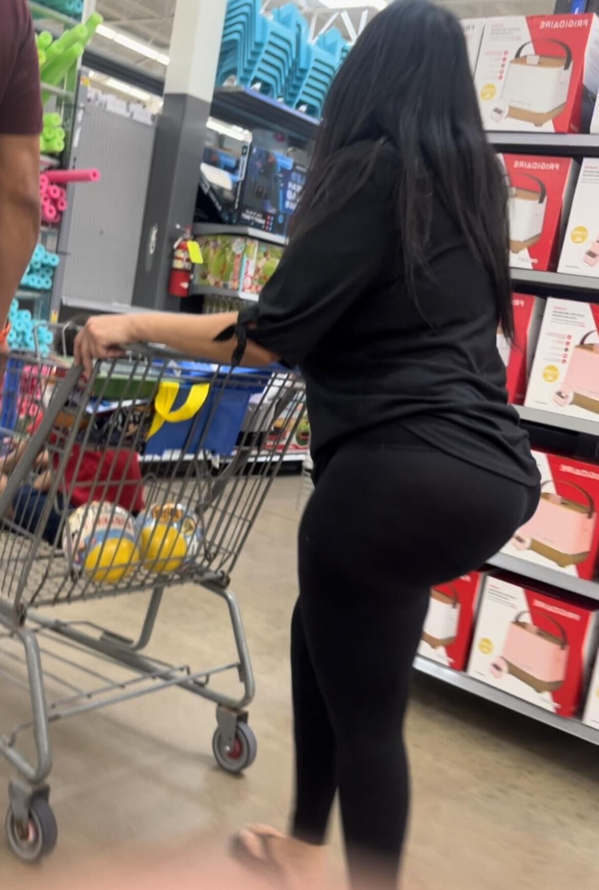 Thickest Gilf Ass I've Ever Captured 