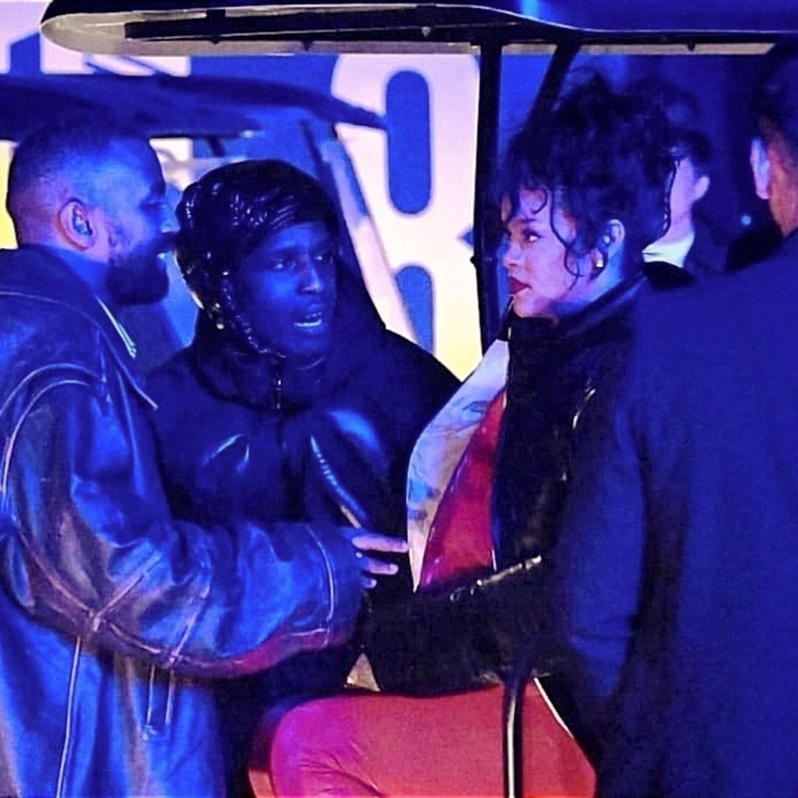 Rihanna Monclers „The City of Genius“-Event in Shanghai