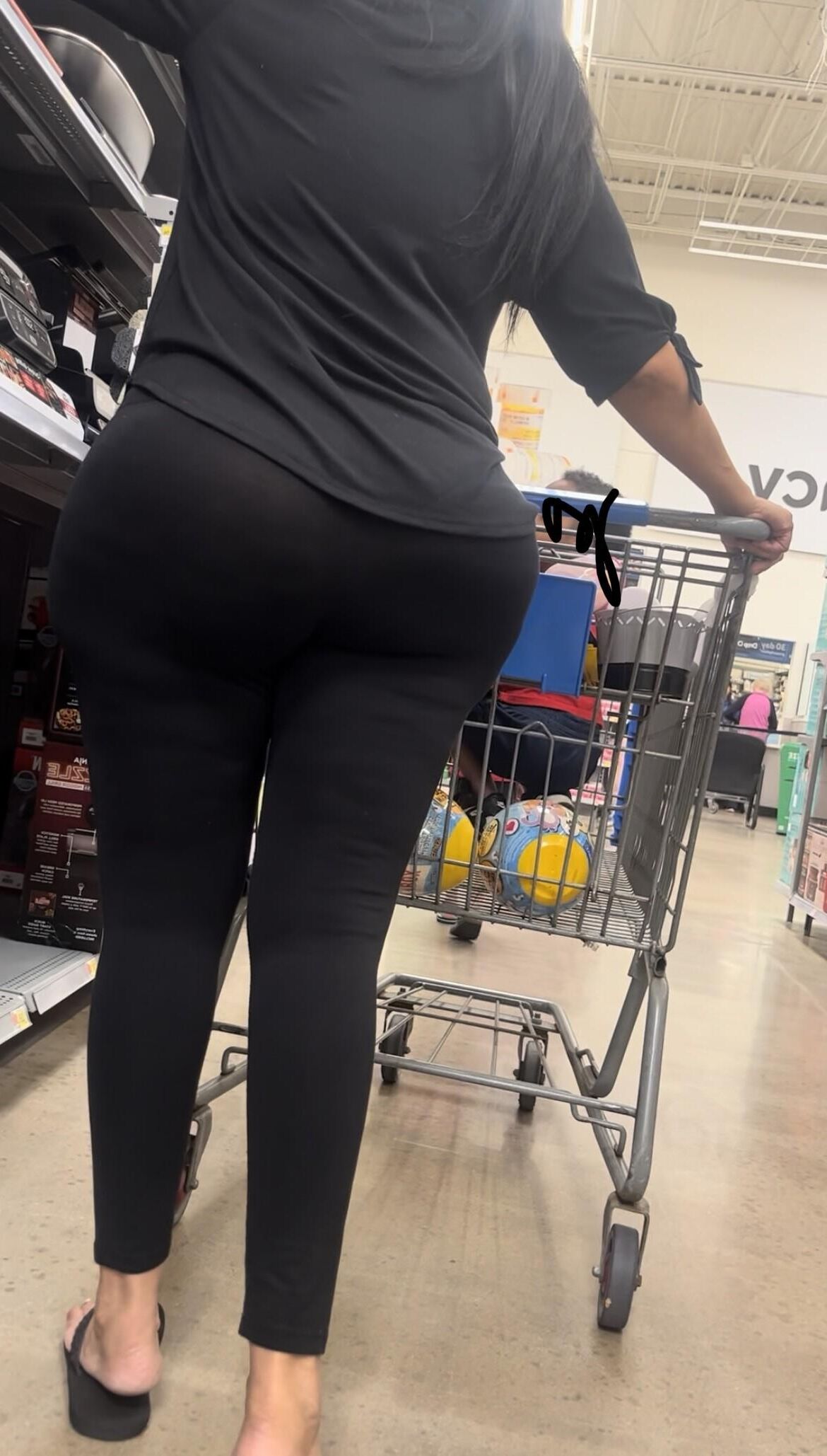 Thickest Gilf Ass I've Ever Captured 