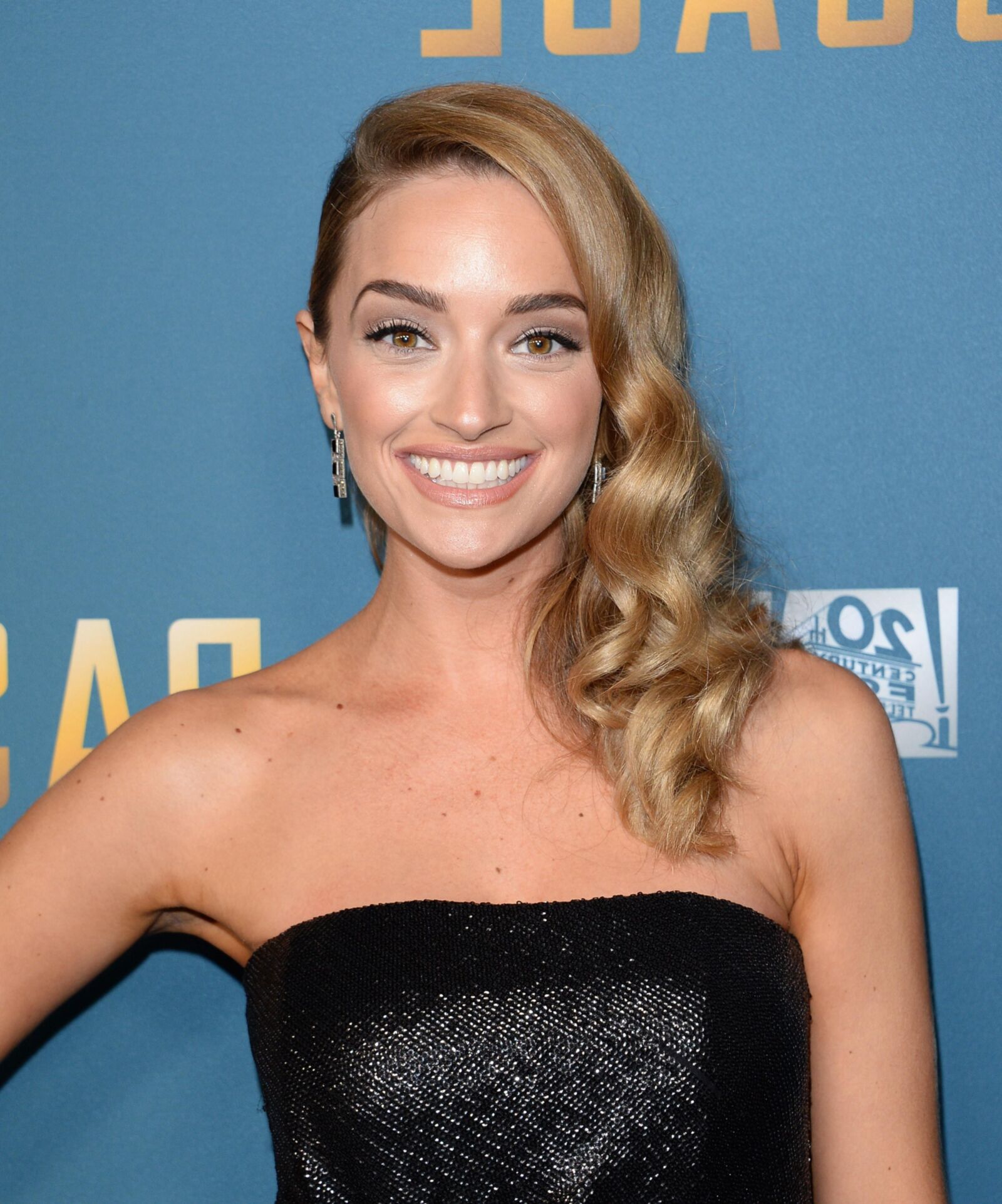 Brianne Howey 