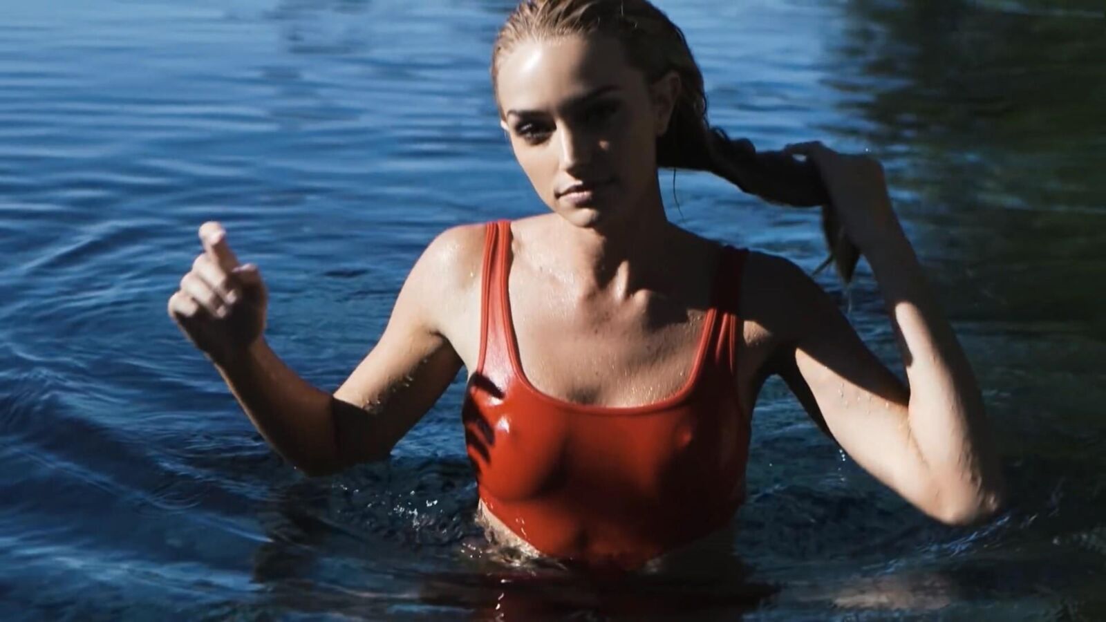 Brianne Howey 