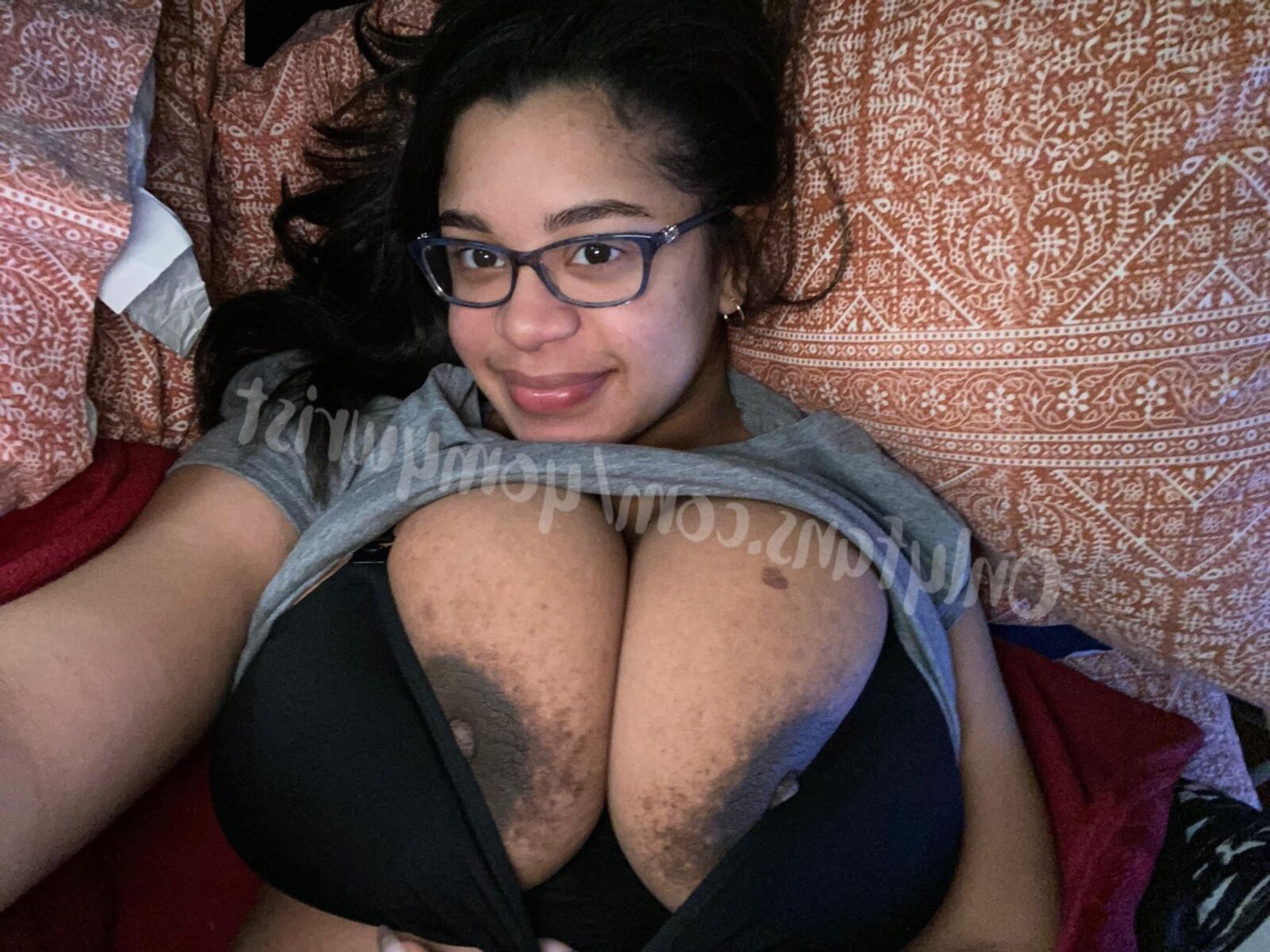 Mega Areola Huge Tits Ebony