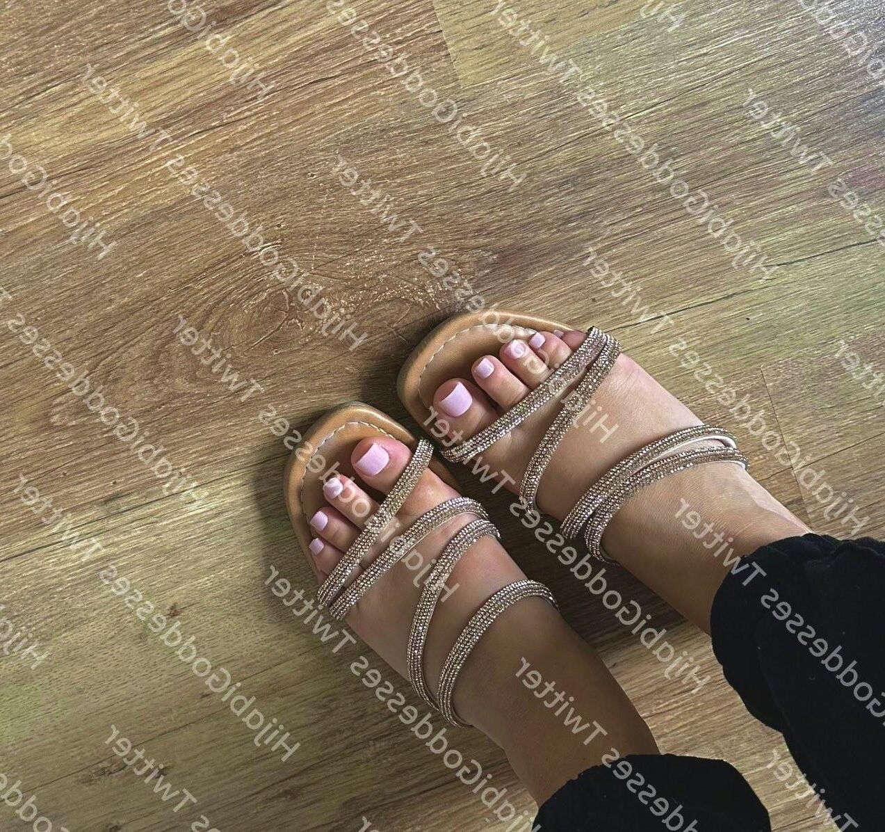 Feet Goddess From Saudi Arabia Leyla