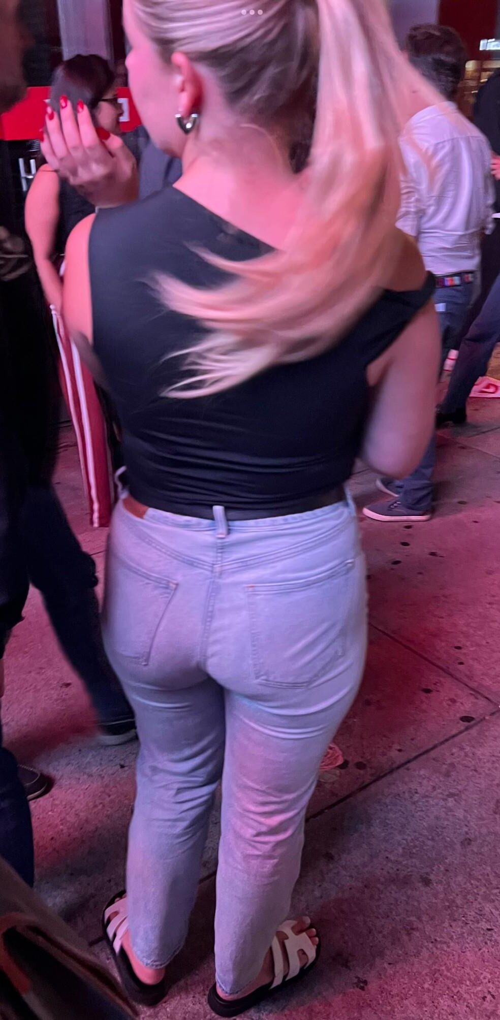 Public Displays of Ass