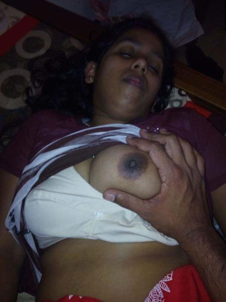 femme indienne aux gros seins tamoul