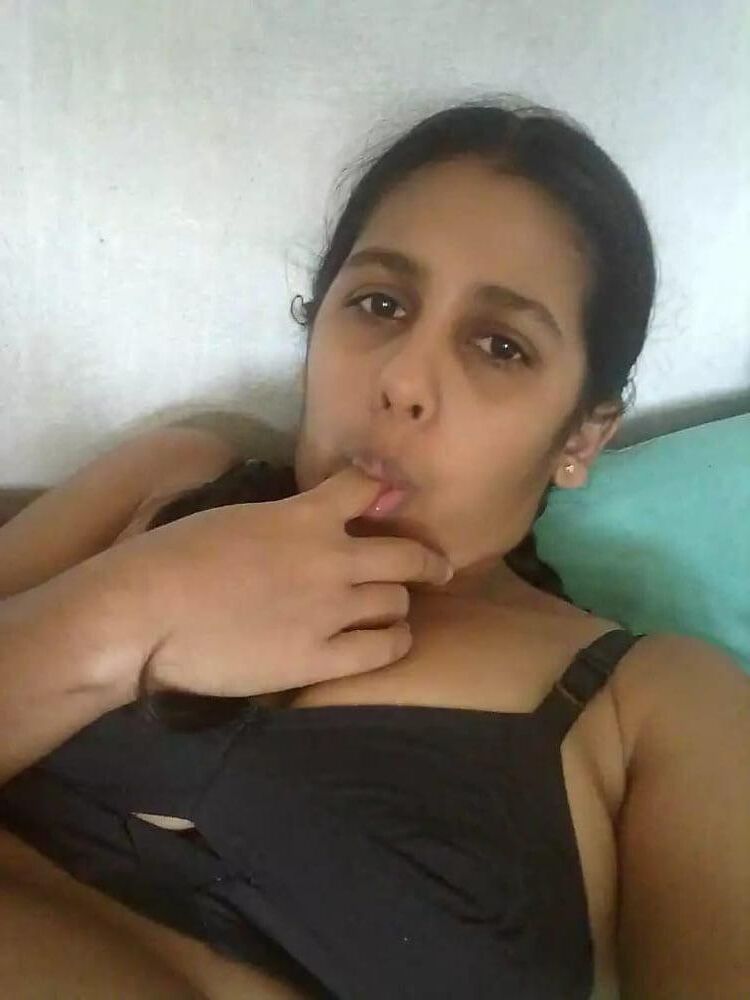 femme indienne aux gros seins tamoul