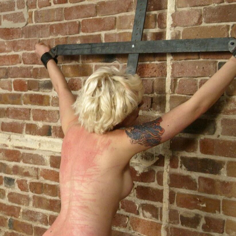 Lorelei Lee's back flogging