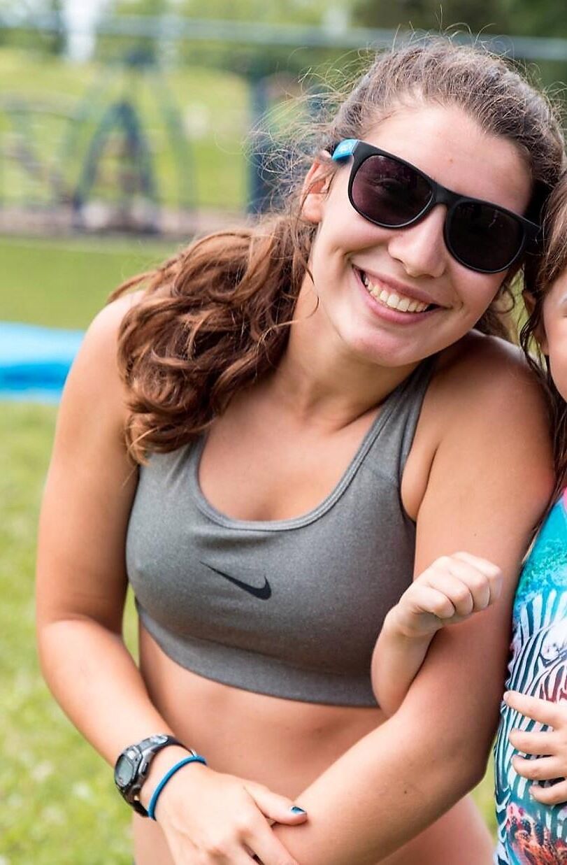 Sports bra pokies 