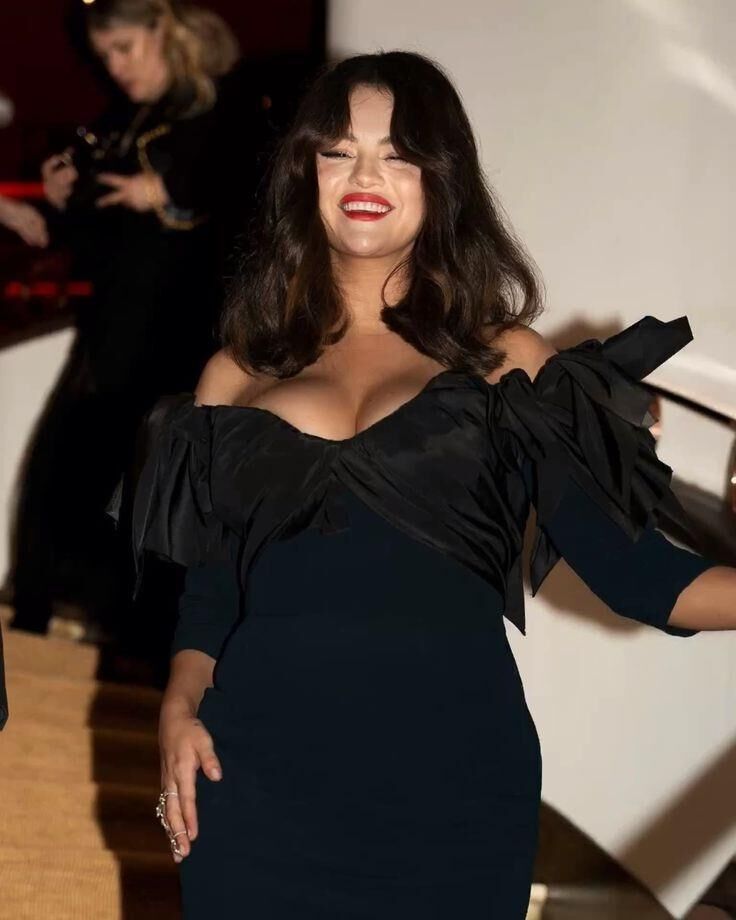 Selena Gomez stacked attack