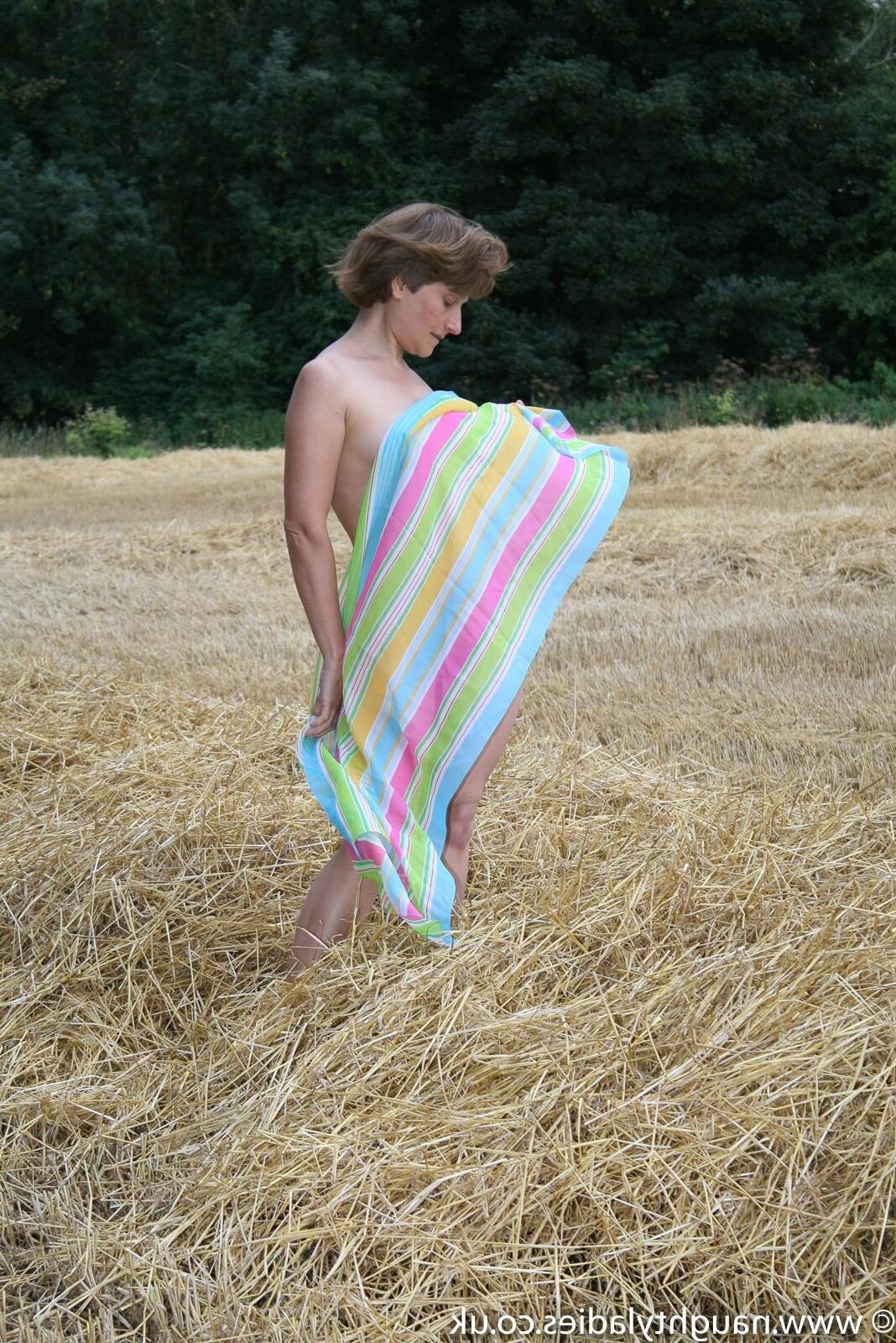 Anna nude in a barley field