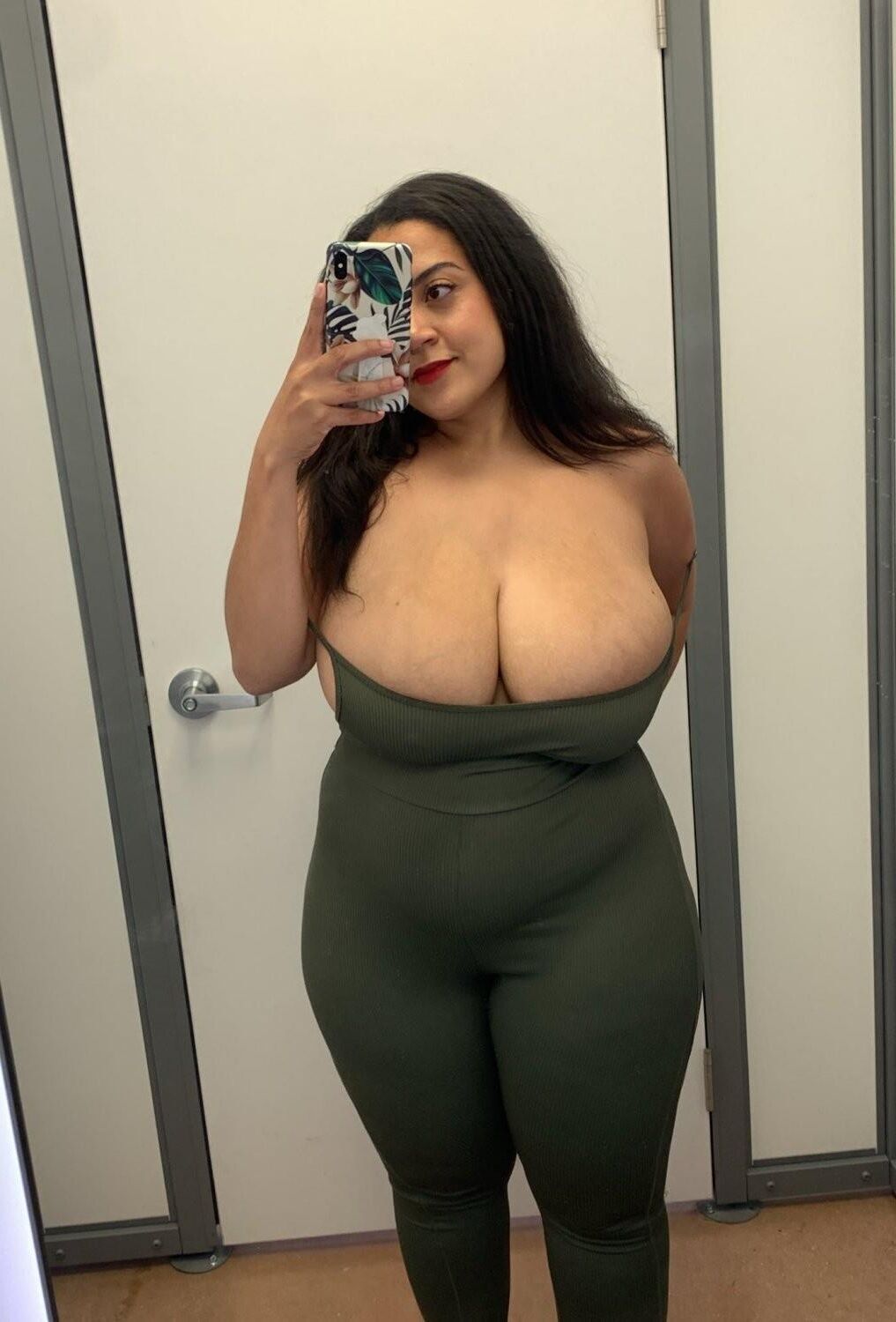 Super thick latina