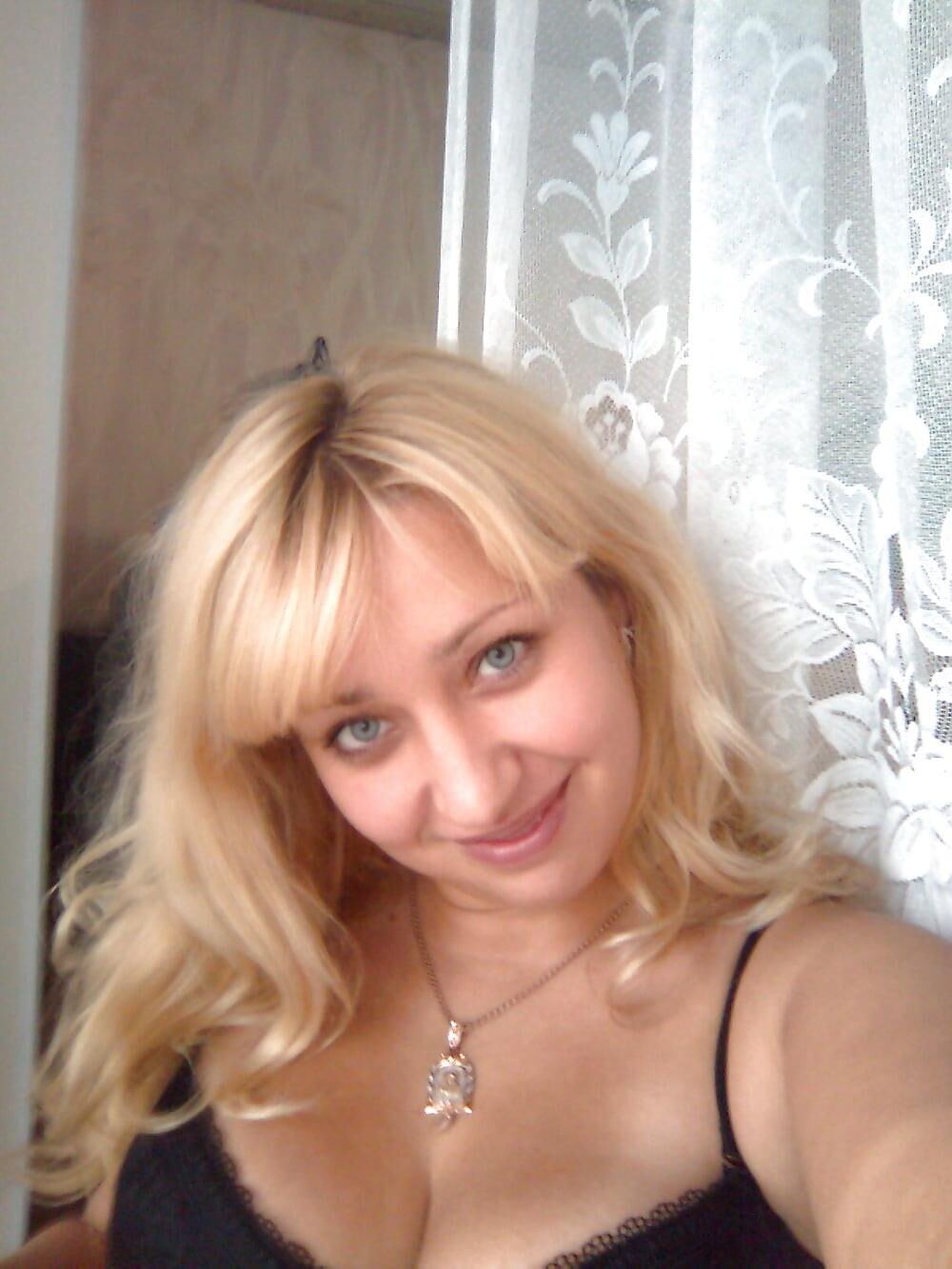 Sweet mature blonde from Russia shows tits