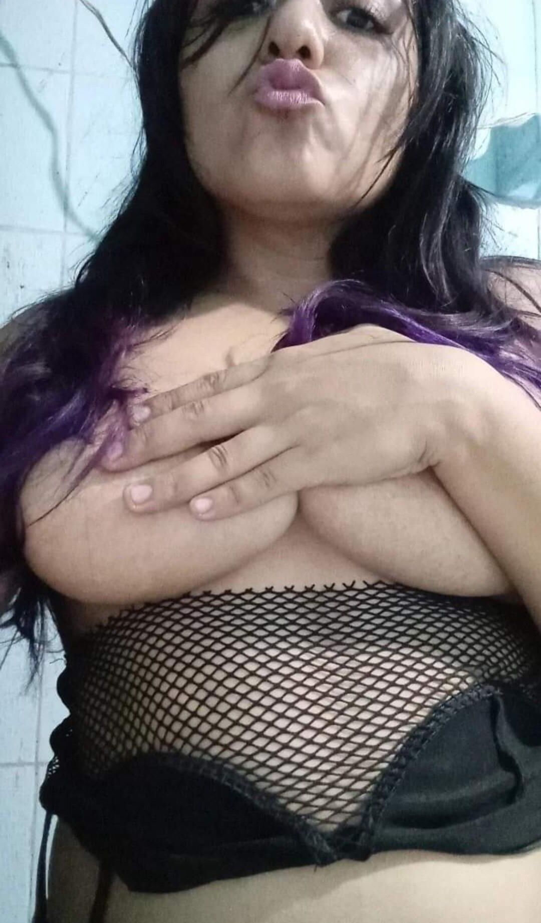 i love to share my huge tits