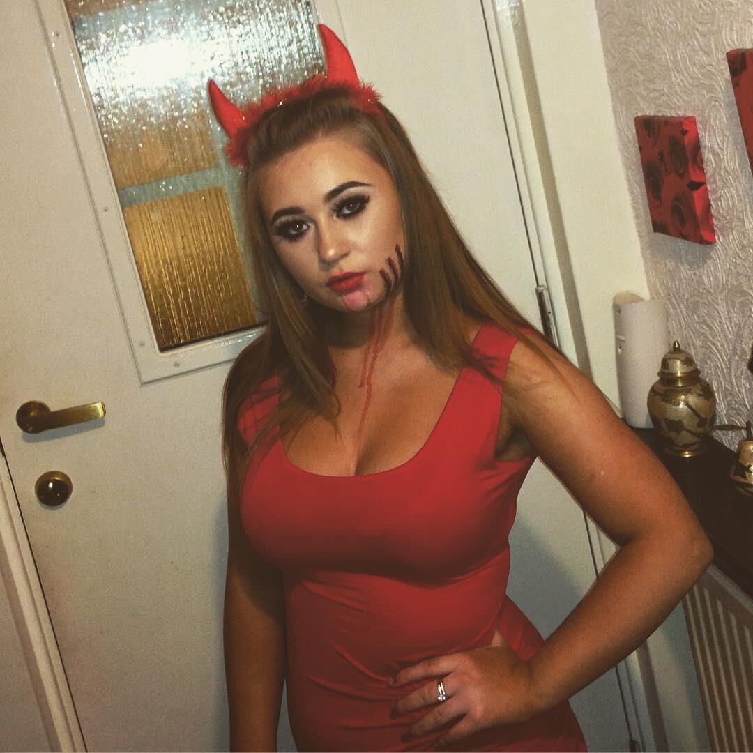 Aleesa Fuckable hypersexualized Chav Chavs