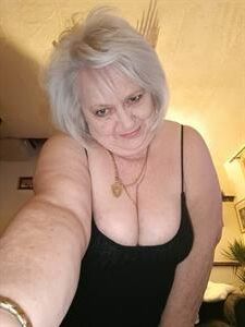 Susan Jahre alt BBW Oma