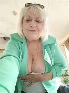 Susan Jahre alt BBW Oma