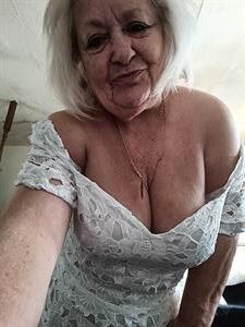 Susan Jahre alt BBW Oma