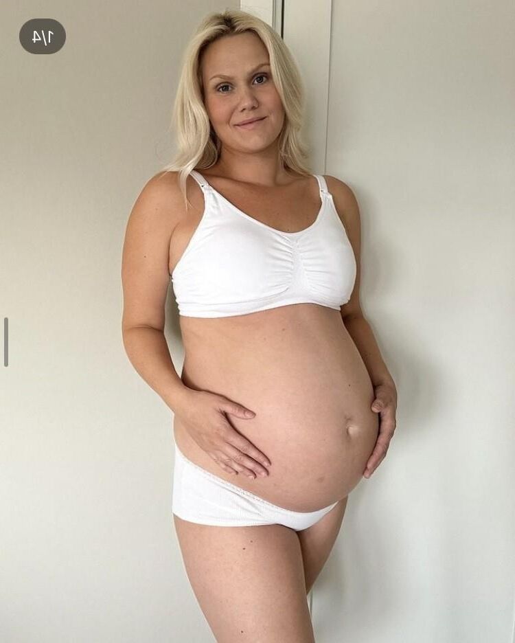 Pregnant Carolina