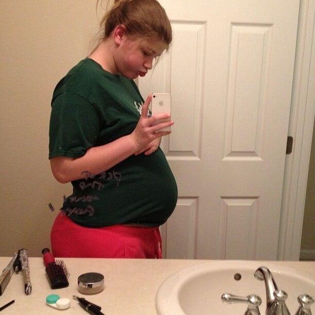 18 yo preggo with twins