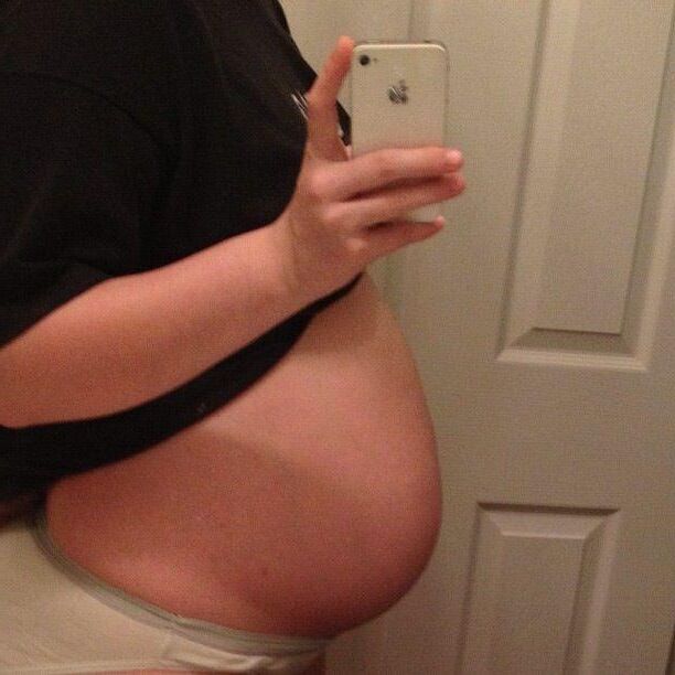 18 yo preggo with twins