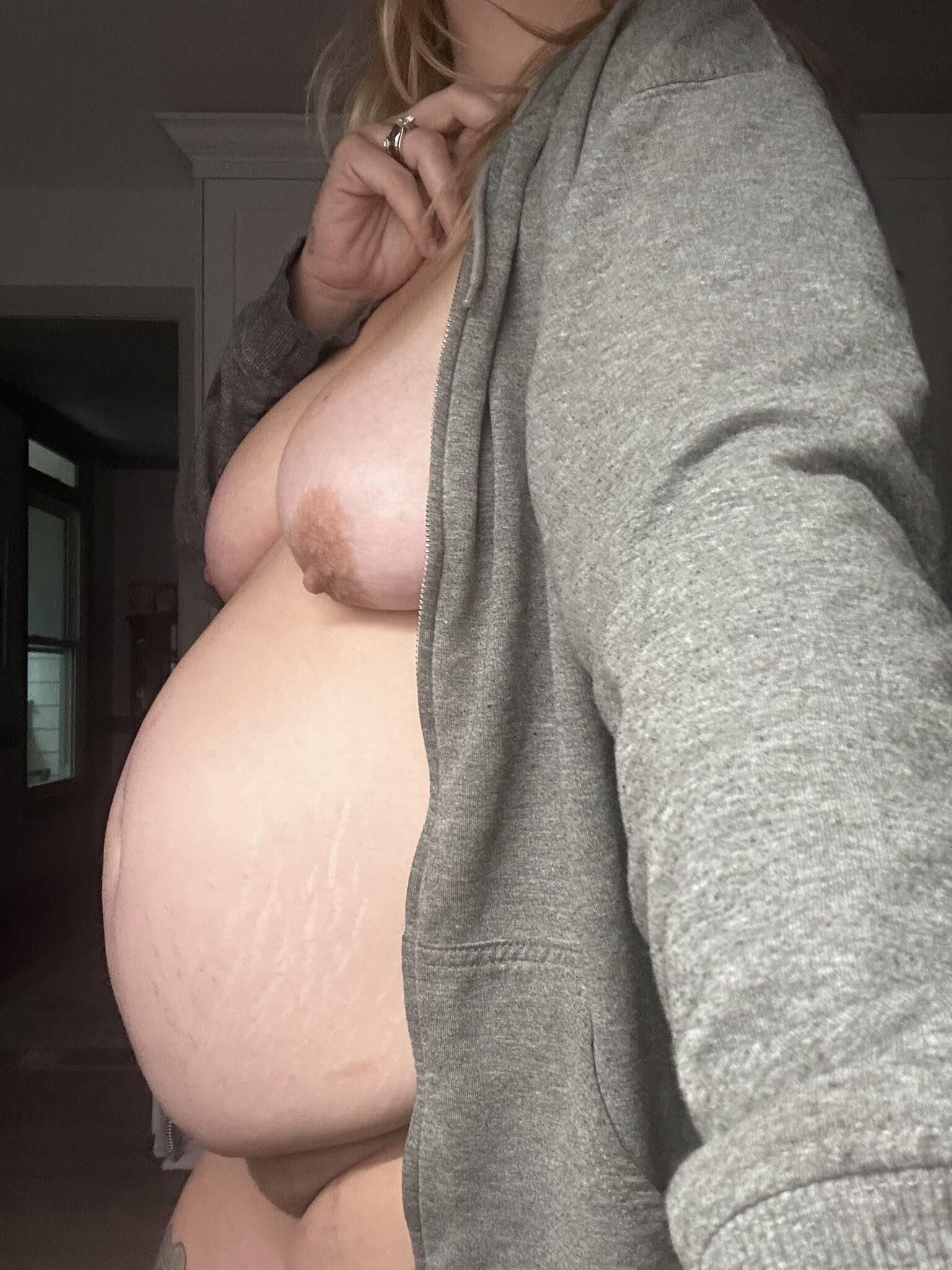 Rosey Peaches Pregnant Sexy Blonde Milf Mixed Hot Photos