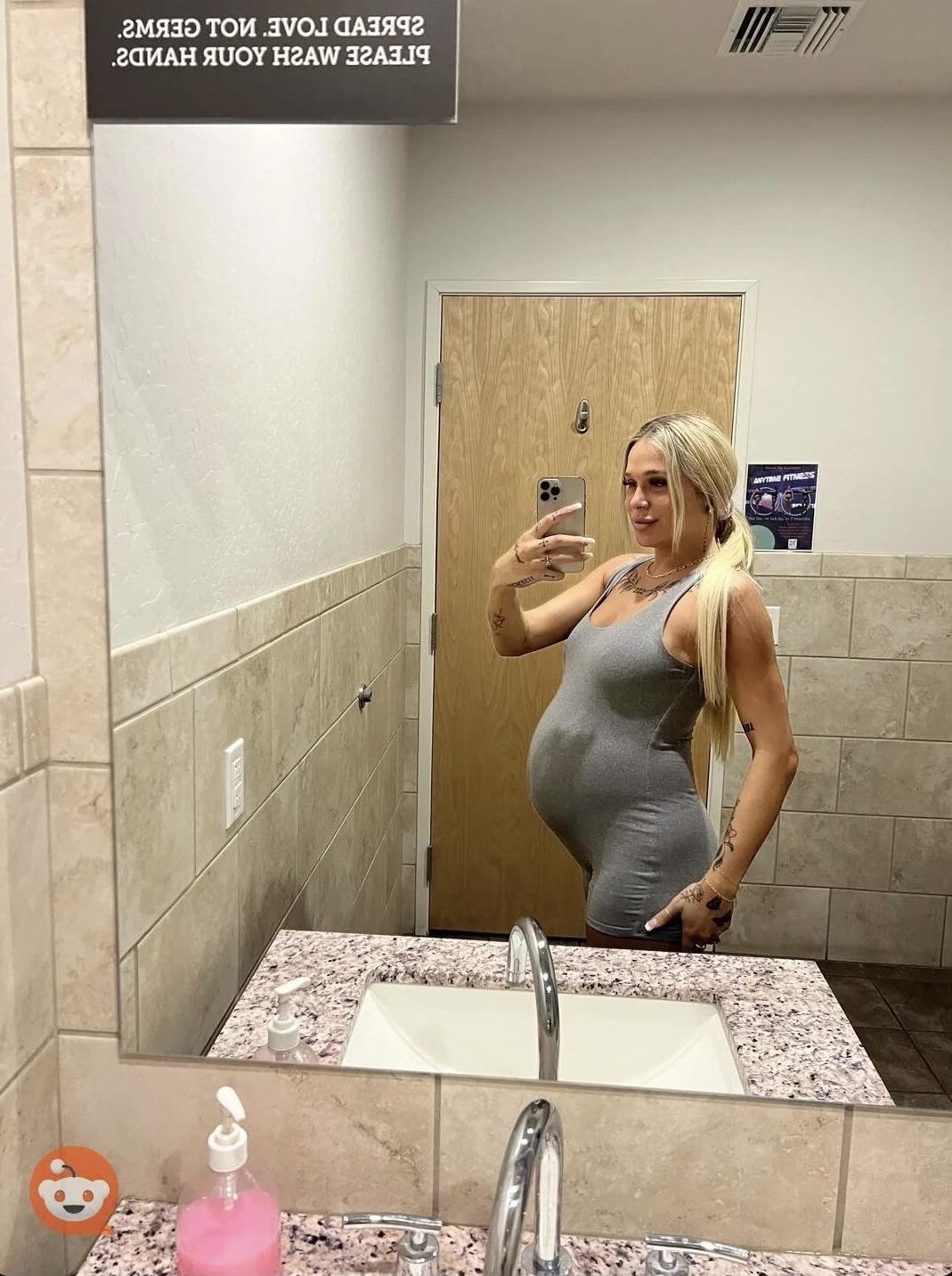 Pregnant Hottie 2