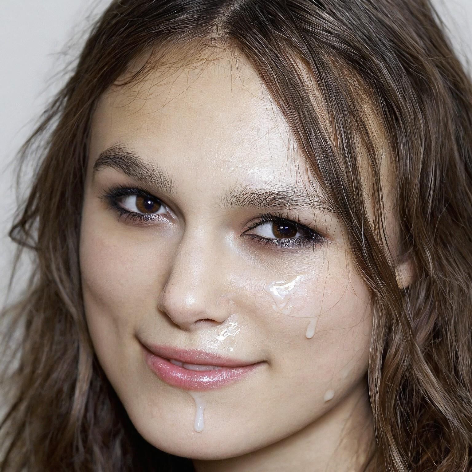 AI: se parece un poco a Keira Knightley