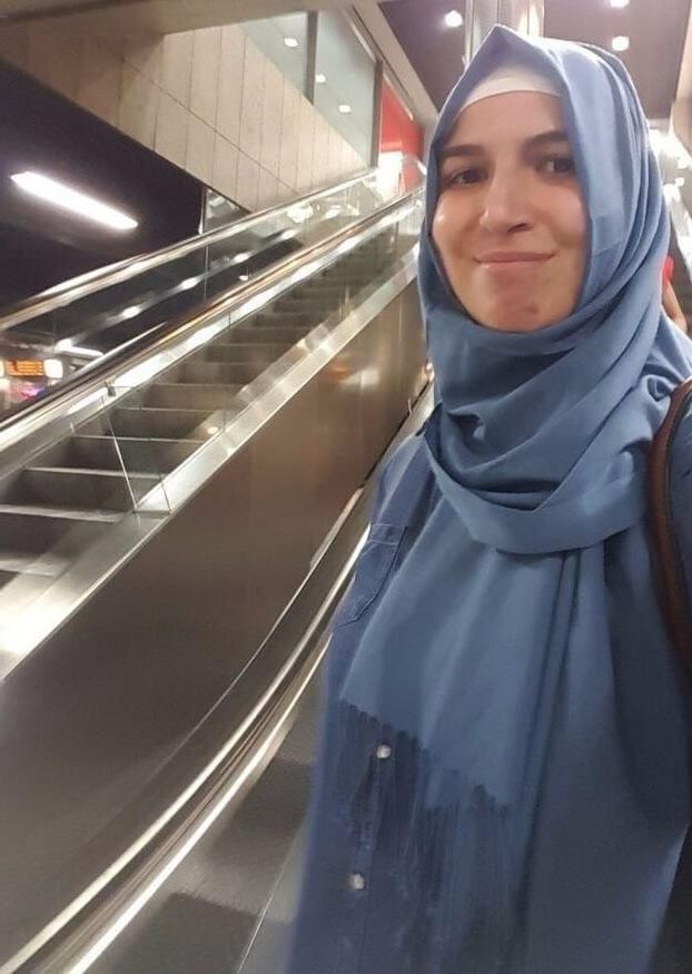 Musulmán Hijabi Puta Esposa Senos Pezones