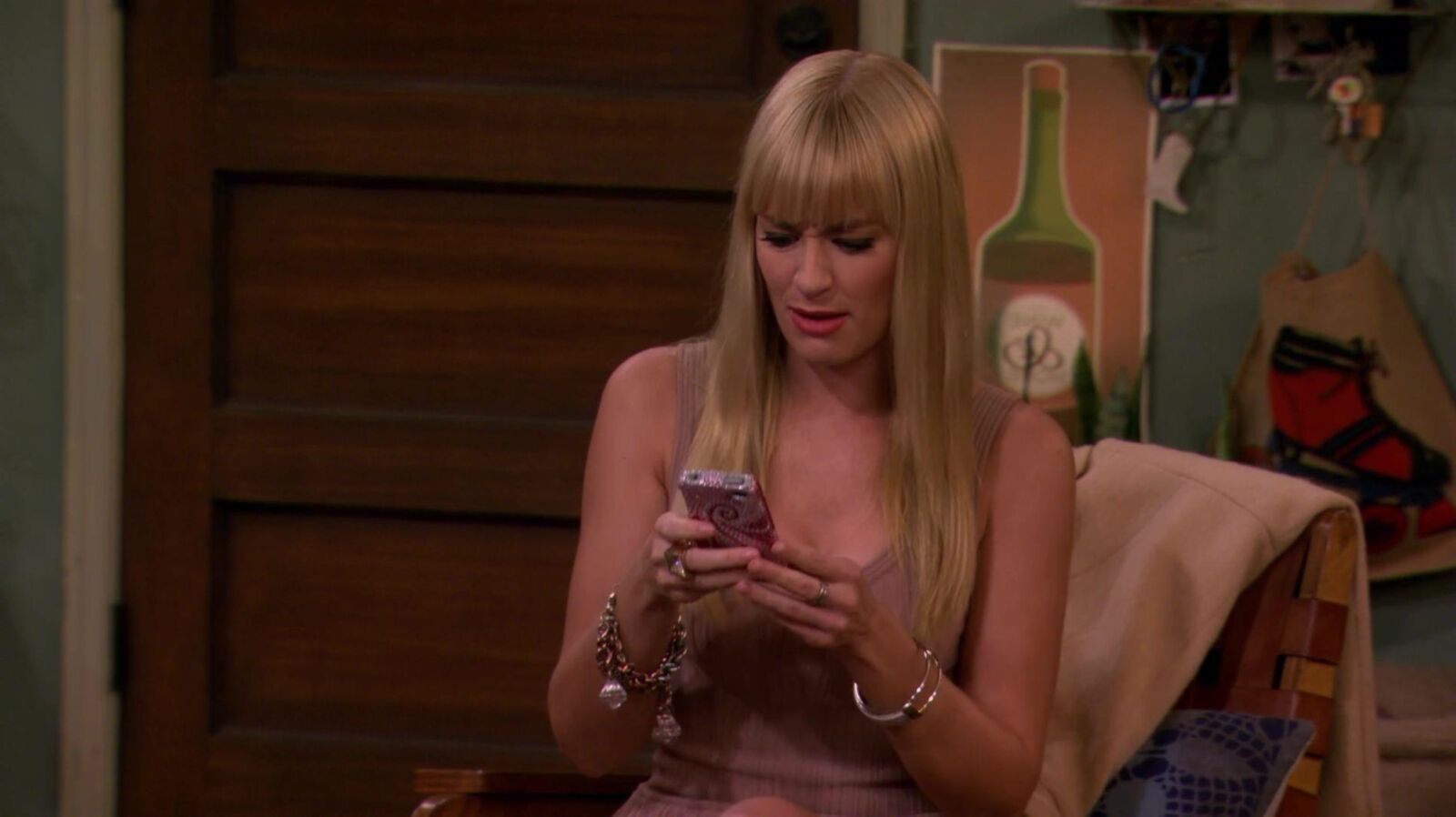 Titten Beth Behrs