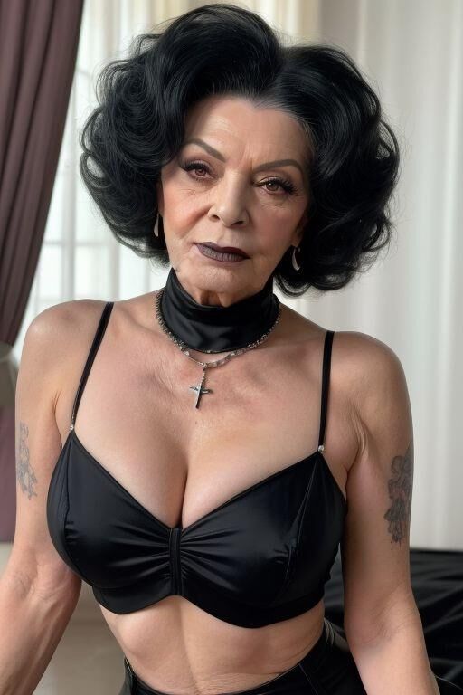 Annette - mature goth