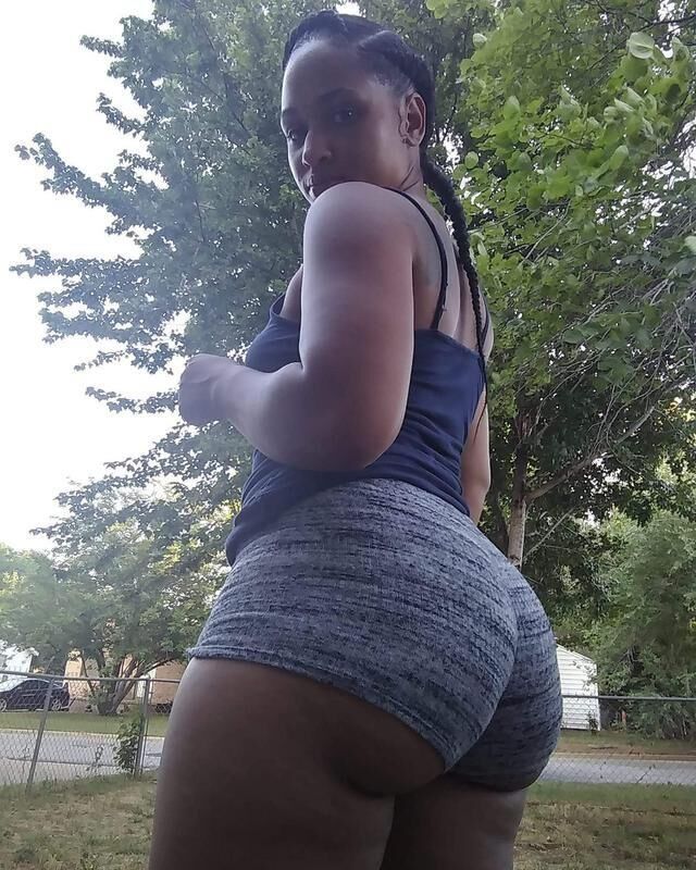 Ebony/Latina Sexy Dressed NN 