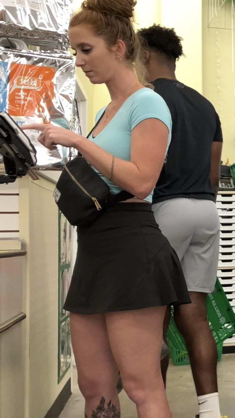 PAWG in a skirt