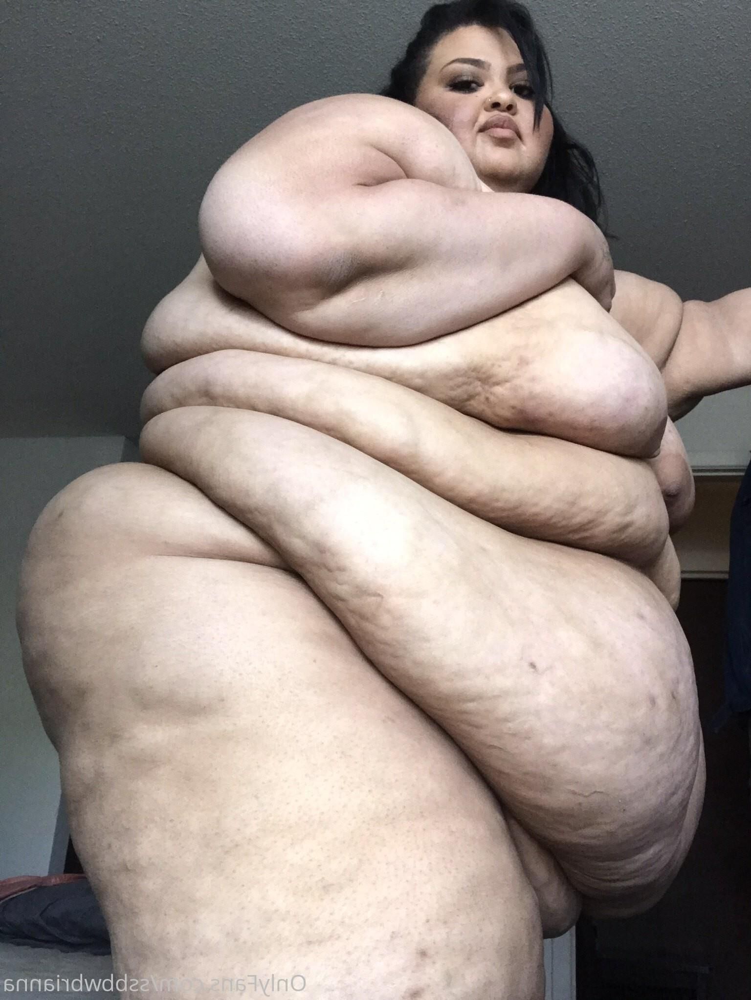 SSBBW BRIANNA NACKT ÜBERÖSTIGER HIMMEL