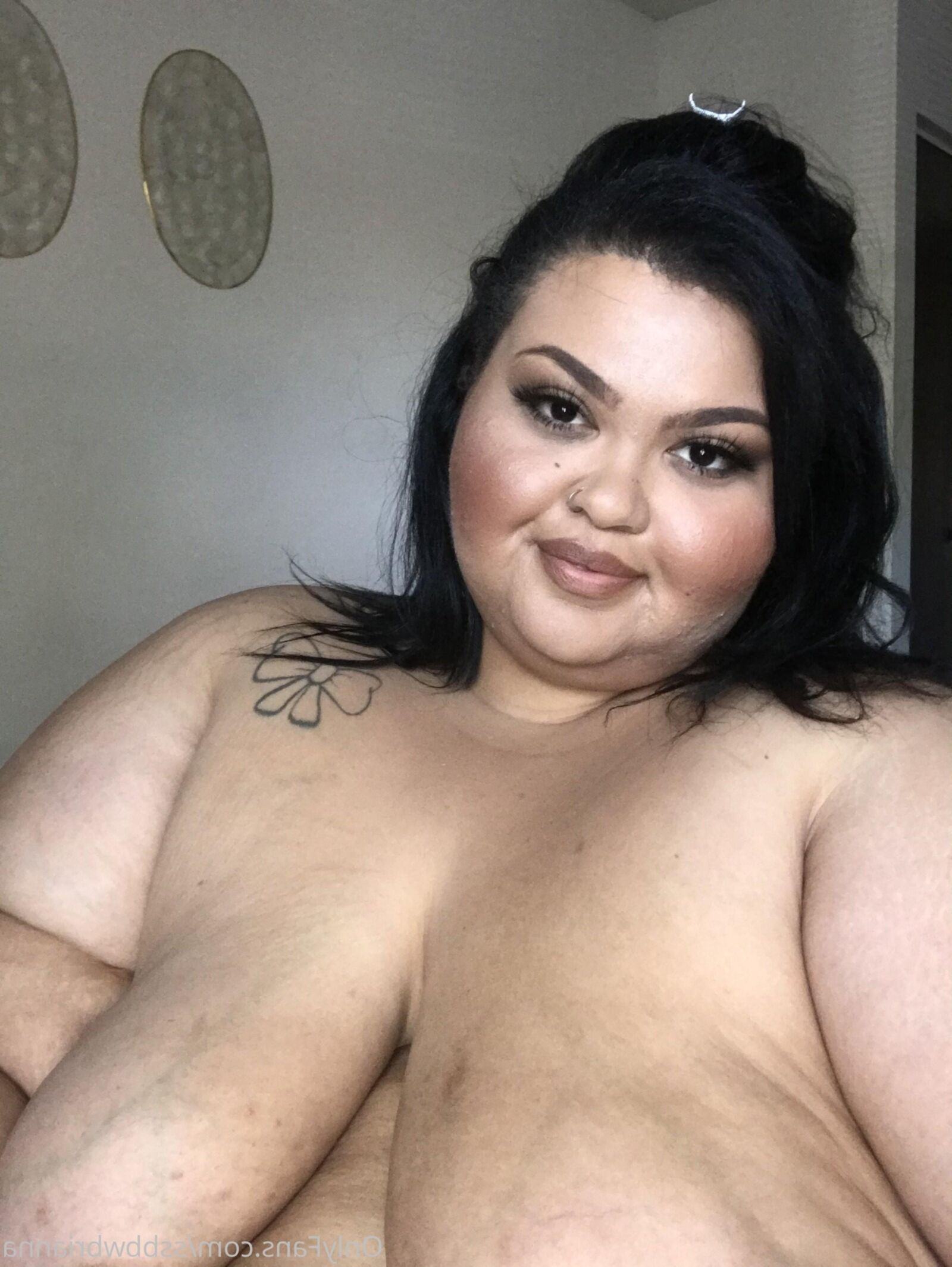 SSBBW BRIANNA NACKT ÜBERÖSTIGER HIMMEL