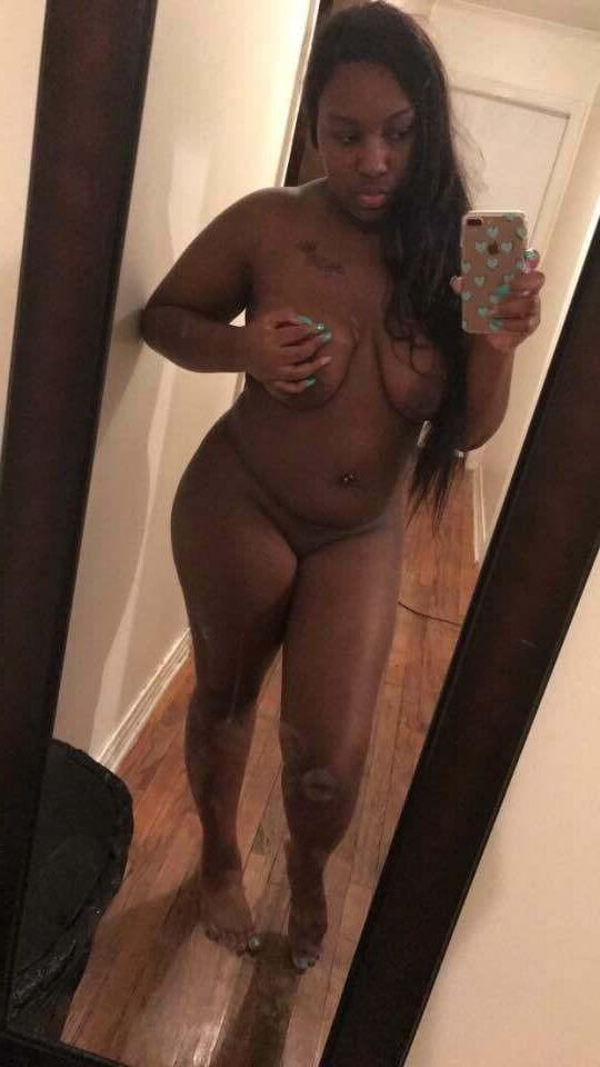 Amazing body on ebony girl