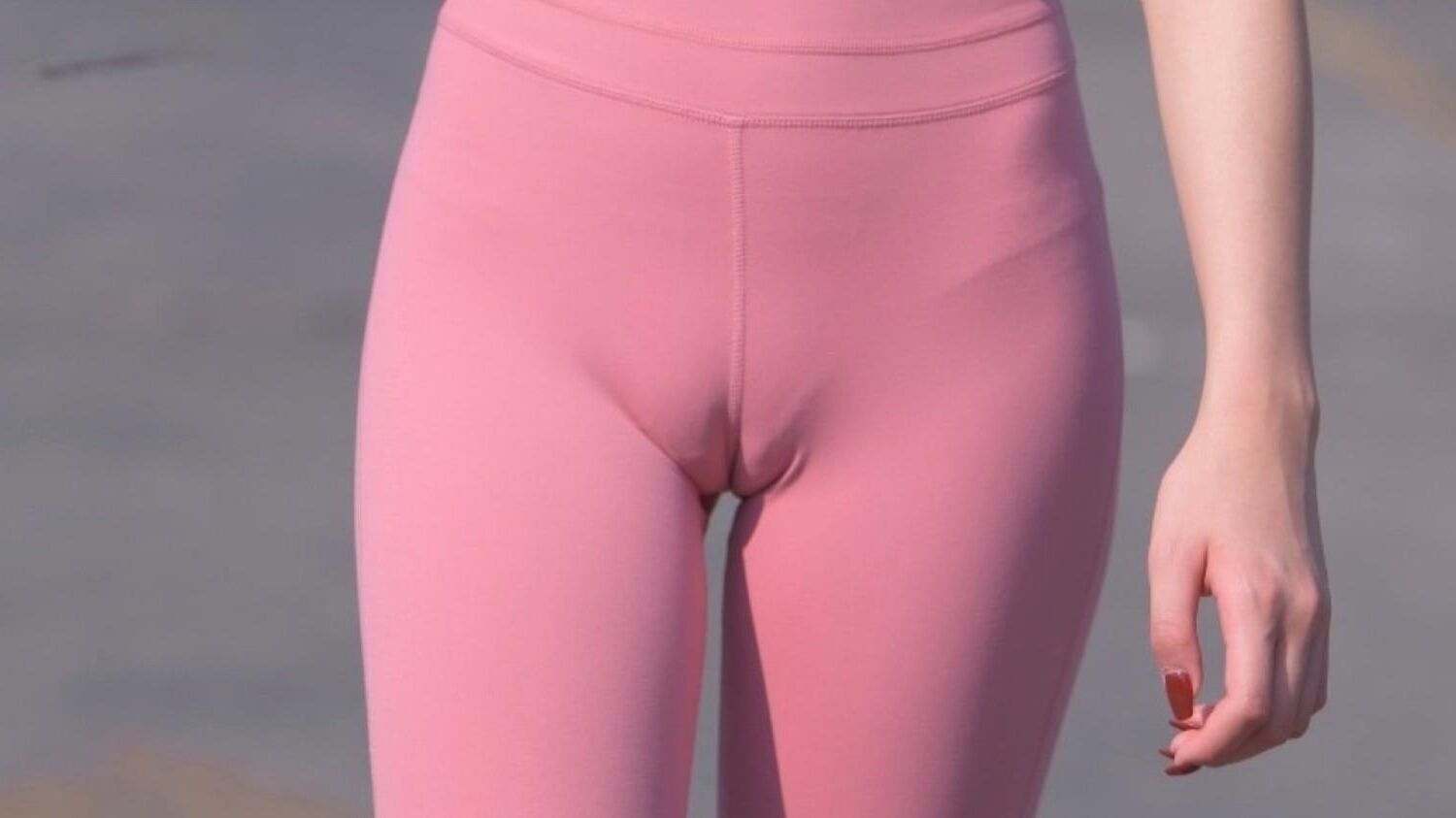  Searching for the ultimate camel toe